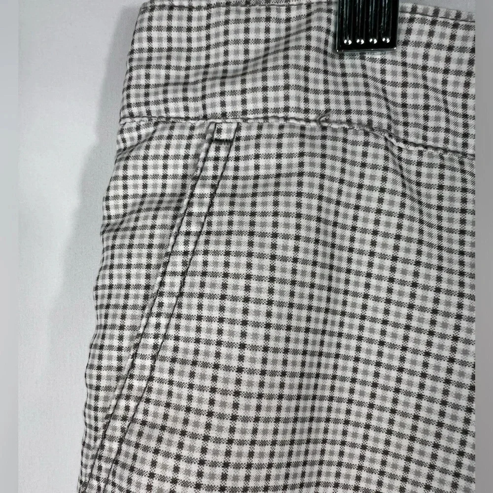 Valor Men's Board Shorts White Gray  Size 34